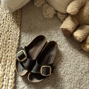 COPY - Madrid Big Buckle Sandal in navy blue 7.5